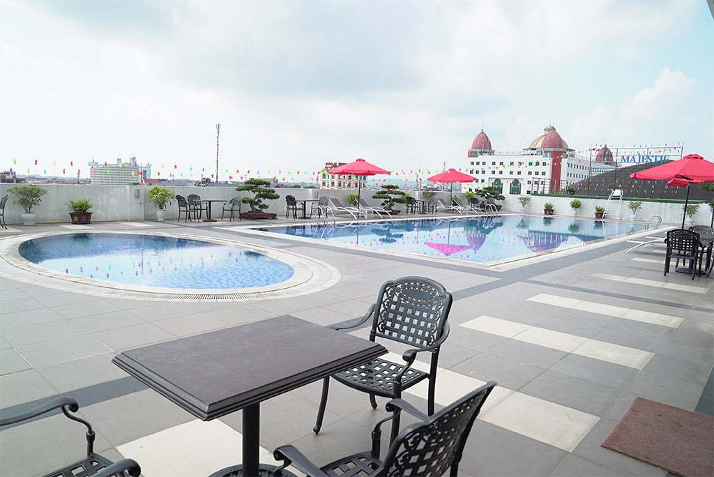 Hình ảnh Khách Sạn Majestic - Móng Cái